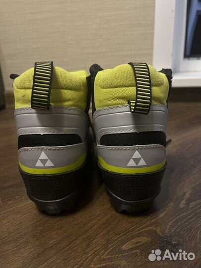 Лыжные ботинки детские