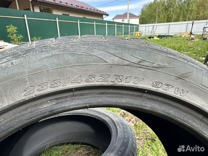 Nexen N'Fera SU1 235/45 R17 97W