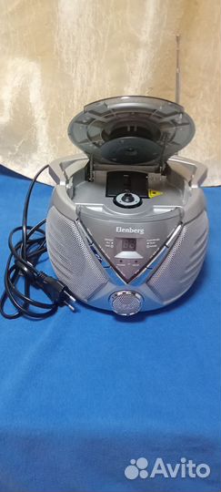 Магнитофон,дигитал Ауди сд-р новый электроника