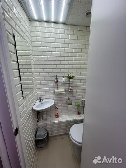 Аренда места мастера маникюра и педикюра