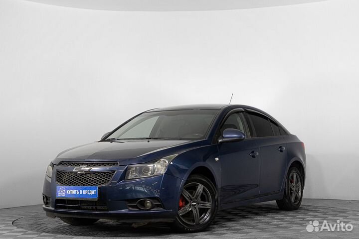 Chevrolet Cruze 1.8 AT, 2012, 275 127 км