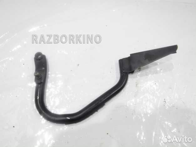 Петля крышки багажника бмв