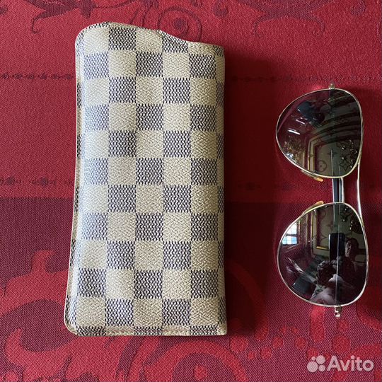 Кожаный чехол для очков Luis Vuitton