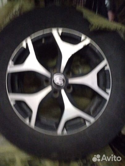 Hankook Dynapro HP2 RA33 235/65 R17