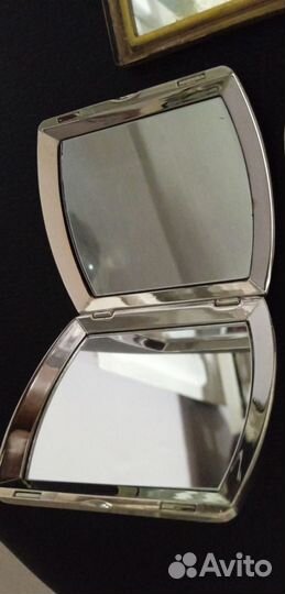 Пудреницы, зеркальце для сумки, б/у