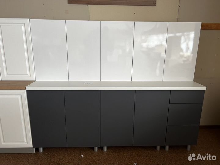 Кухонные гарнитуры