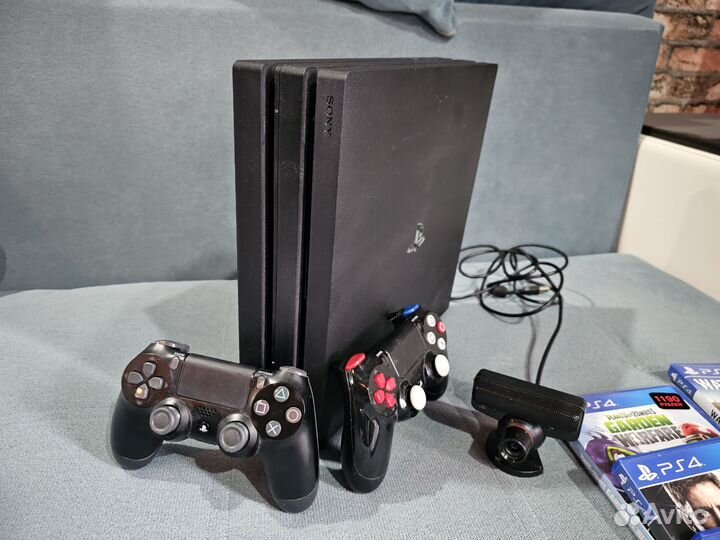 Sony playstation 4 PS4 pro 1tb с играми