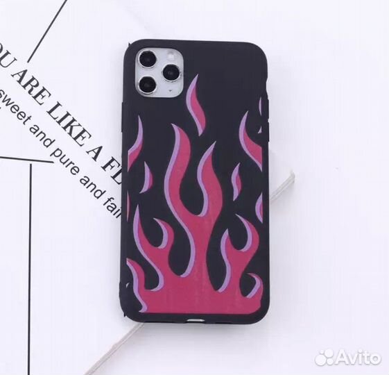 Чехол на iPhone 11