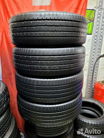 Toyo W8 225/55 R19 108V