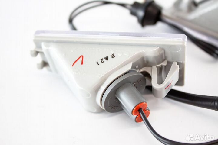 Фонари освещения номерного знака ssangyong Actyon