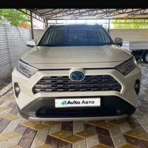 Toyota RAV4 2.5 CVT, 2019, 31 000 км, с пробегом, цена 3 700 000 руб.