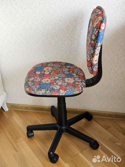 Детское кресло