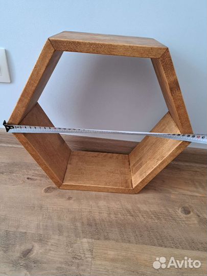 Полка насенная деревянная