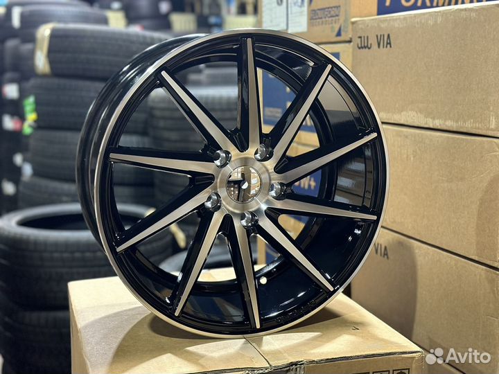 R17 5x114,3 Vossen CV-T B/P