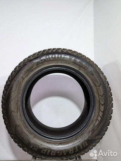 Goodyear UltraGrip Ice Arctic SUV 235/65 R17