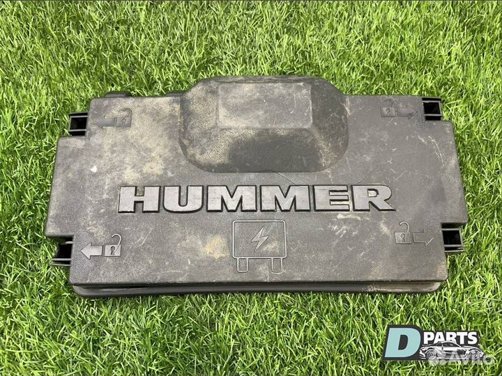 Крышка блока предохранителей Hummer H3 LLR