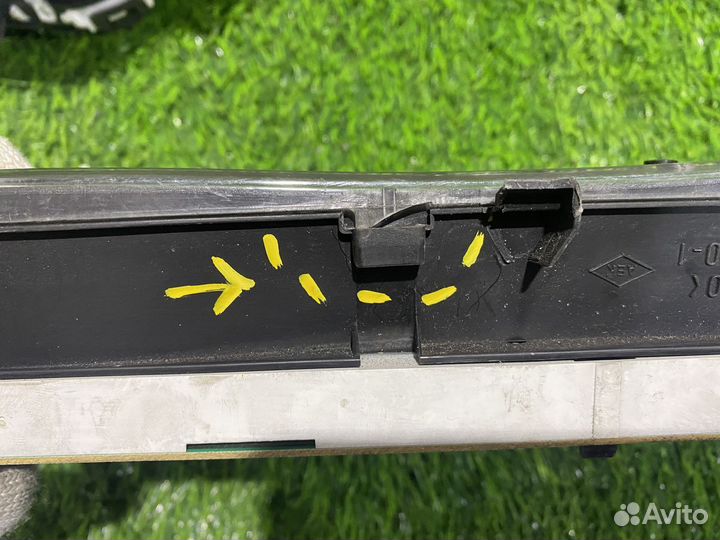 Панель приборов Renault Logan 1