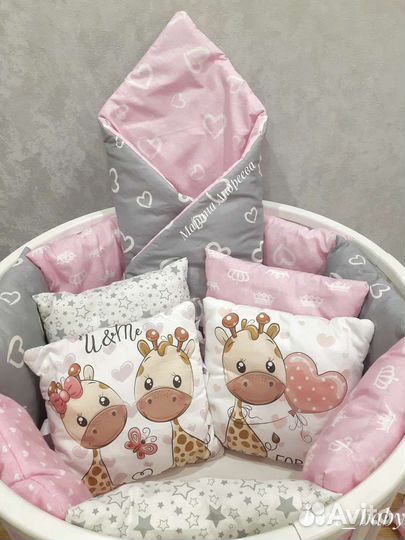 Новые бортики в кроватку одеяло простынь