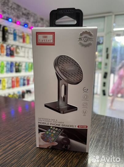 Держатель для телефона в автомобили