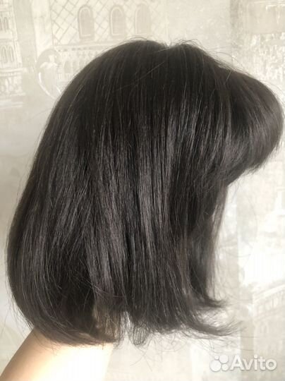 Парик из натуральных волос каре