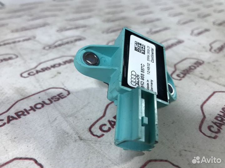 Датчик удара передний левый Audi A5