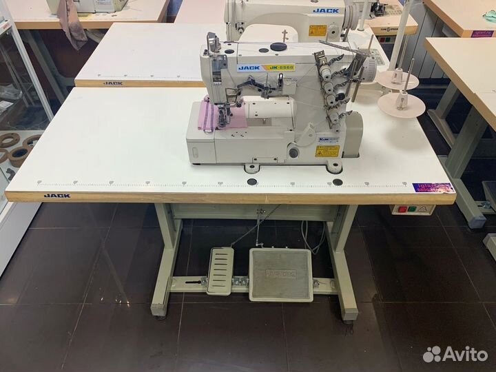 Промышленная швейная машина jack 8568-01 Б/У