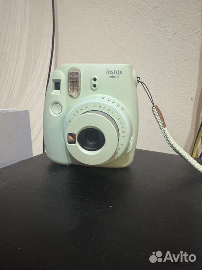 Fujifilm instax mini 9 с чехлом