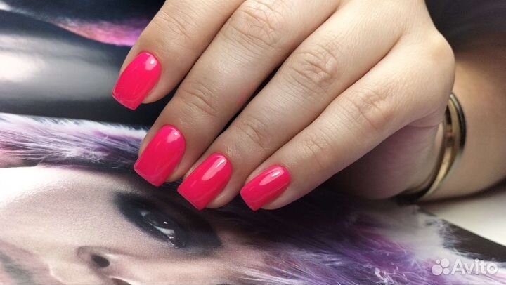 Маникюр с покрытием гель-лаком