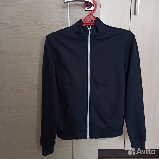 Толстовка женская новая 44