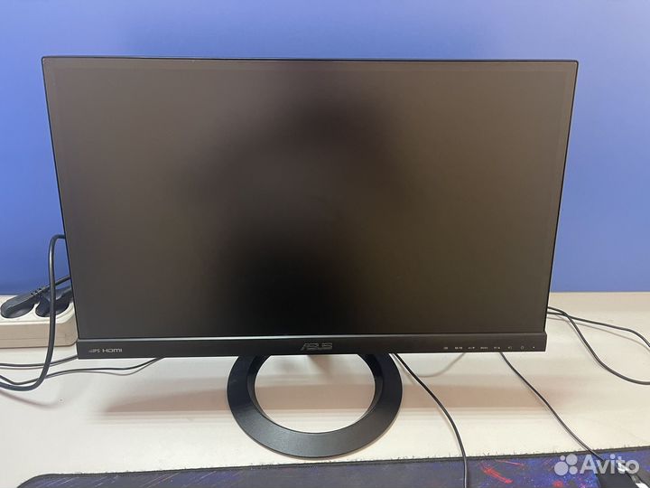 Монитор Asus 22