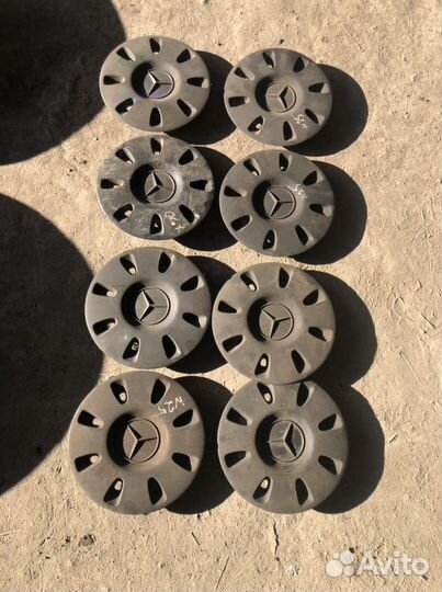 A6394010825 Колпачок литого диска W639