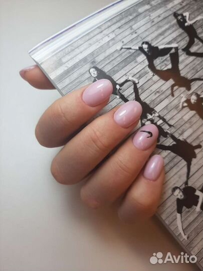 Маникюр, педикюр, гель-лак