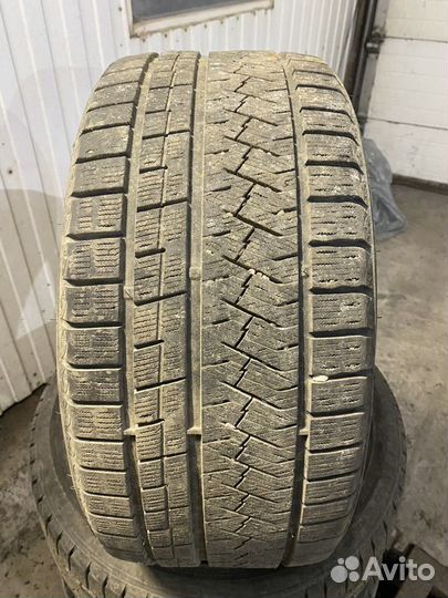 Triangle Snowlink TWT02 245/40 R18 97V