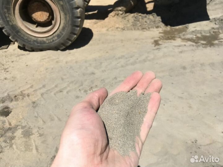 Песок, щебень, чернозем, цемент