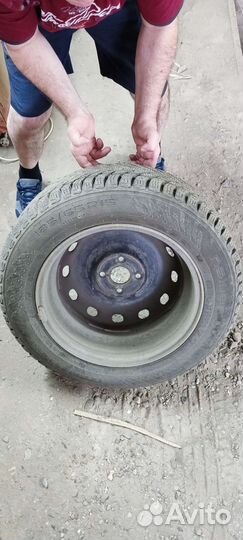 Nokian Tyres Hakkapeliitta 9 185/65 R15 88T