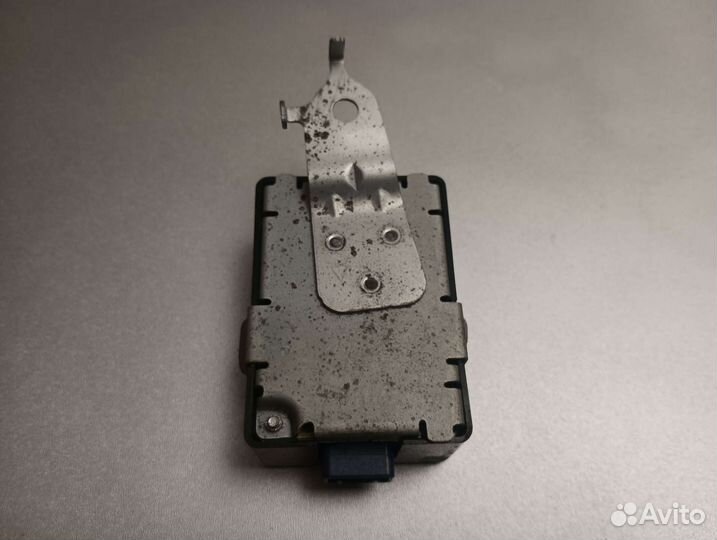 Блок управления дверьми Toyota Venza 2008-2017