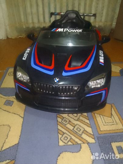 Машина для детей на аккумуляторе