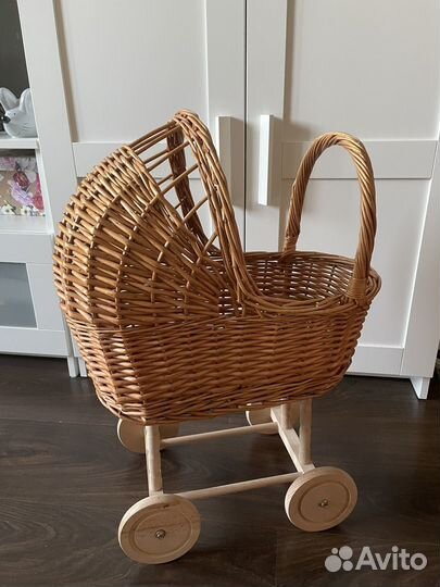 Люлька коляска плетенная