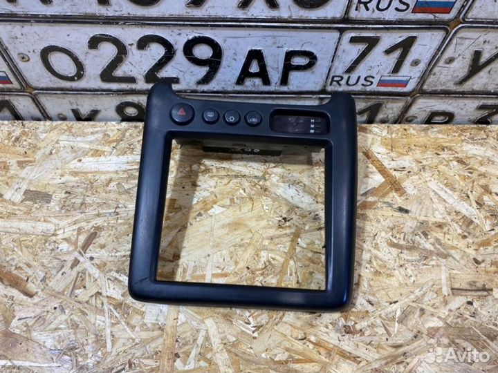 Рамка магнитолы Kia Sportage 2.0 2001