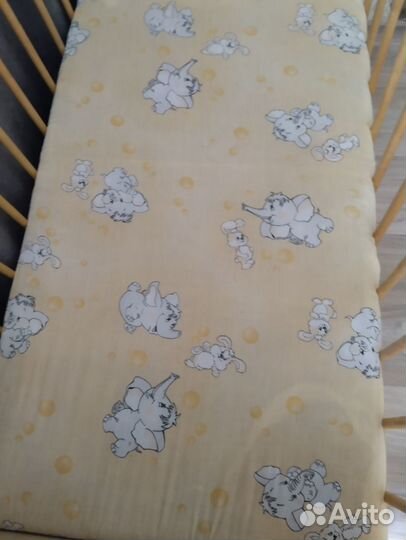 Детская кроватка