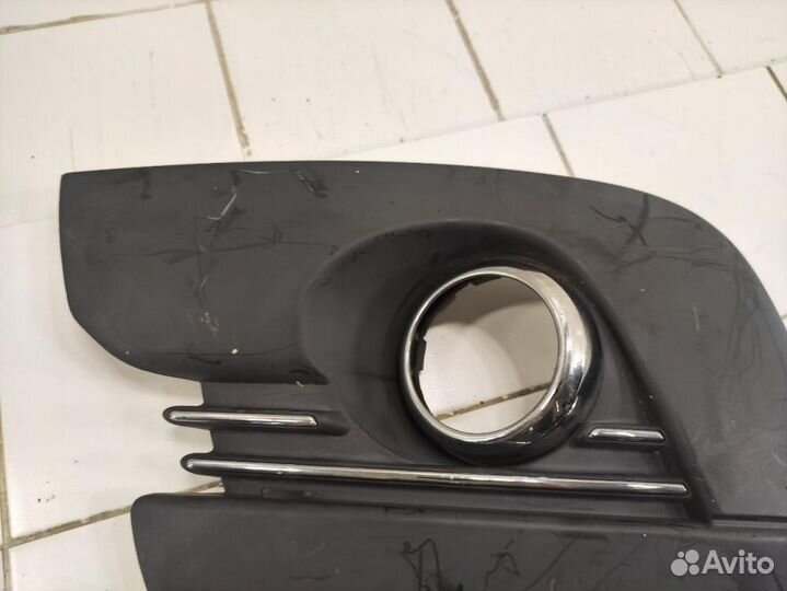 Окантовка противотуманной фары правая Peugeot 3008 I (2009—2013)