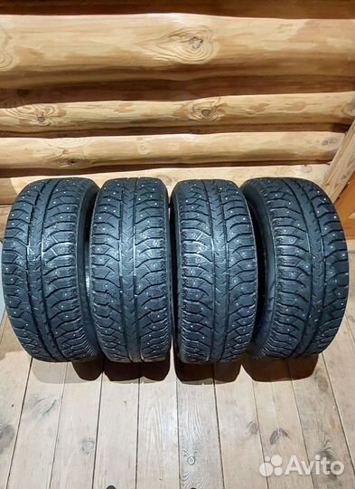 Bridgestone Ice Cruiser 7000 205/55 R16 91T