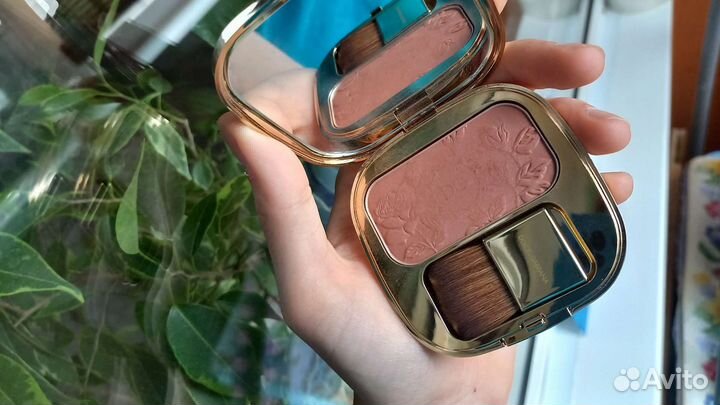 Косметика Dolce Gabbana, Givenchy, Paco Rabanne