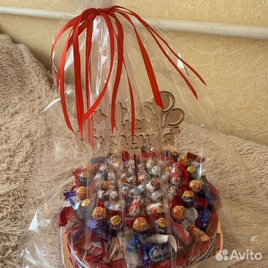 Торт из конфет