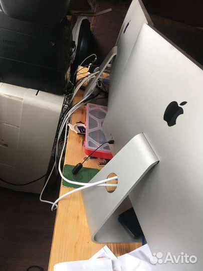 Apple cinema display 27