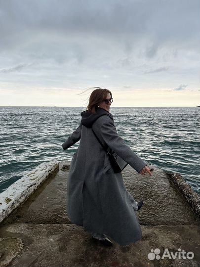 Пальто женское 46 48