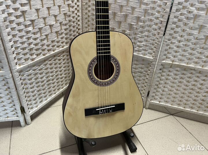 Гитара для обучения с комплектом