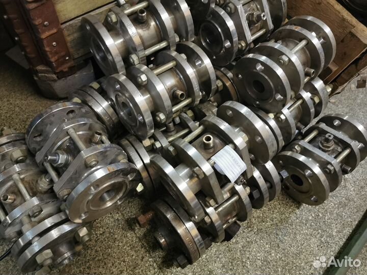 Кран шаровой внил.491816.044-08