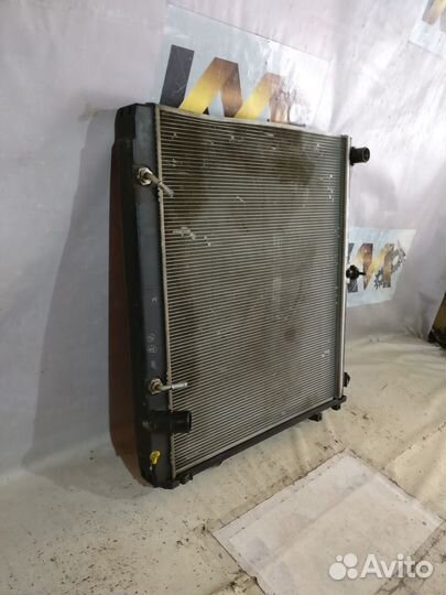 Toyota Land Cruiser 200 Радиатор Основной бензин