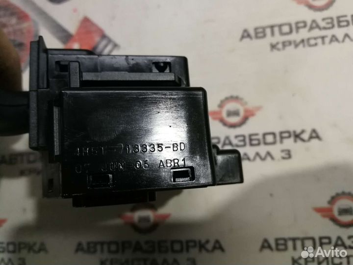 Подрулевой переключатель поворотников Ford Focus 2